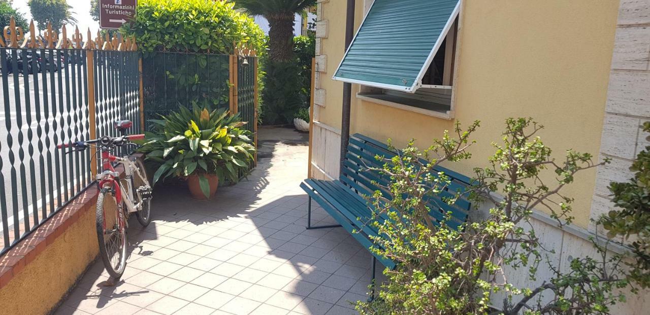 Ca Du Ginetto B & B Borgio Verezzi Exteriör bild